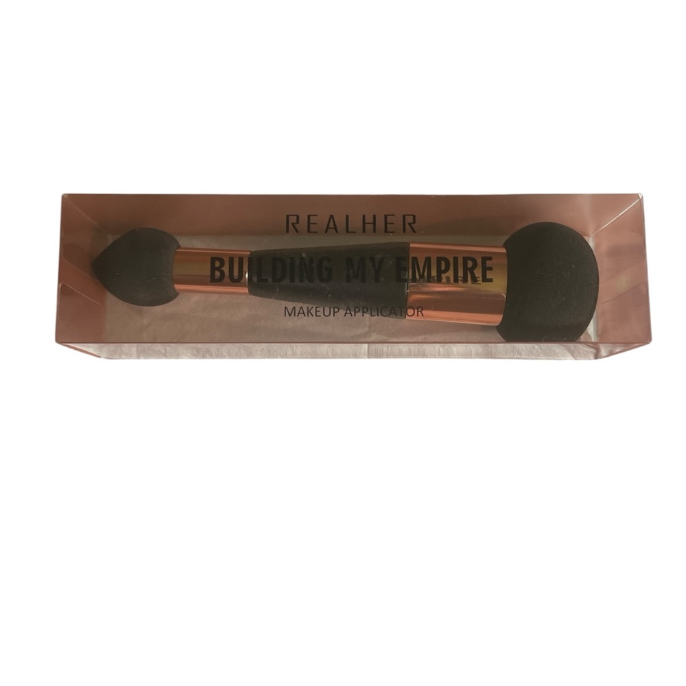 RealHer Building My Empire Makeup Applicator - Black and Gold